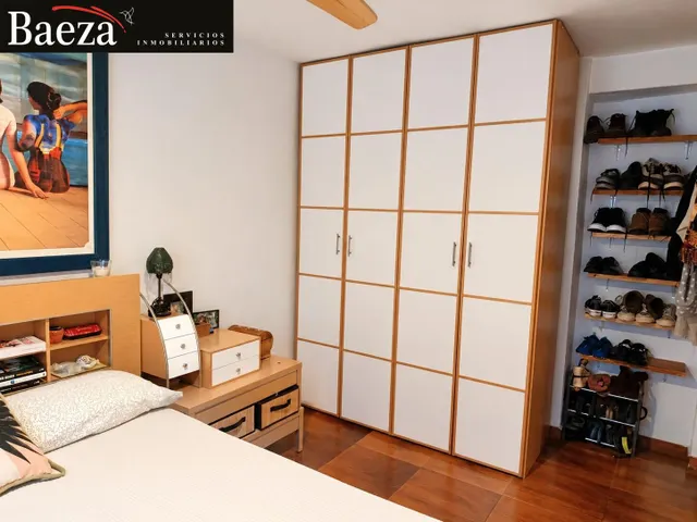 Chalet con piscina privada, terreno y buhardilla — 7