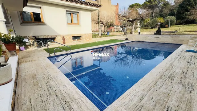 Montilivi, Girona | Villa independiente con piscina privada  - foto 3
