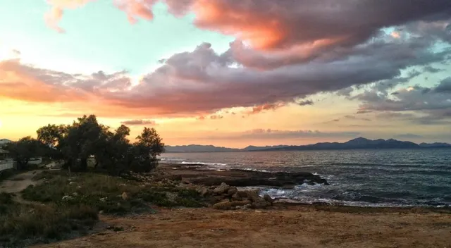 Solar  cerca de la playa en Son  Serra — 8