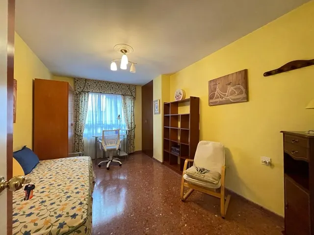 SE ALQUILAN habitaciones CURSO ESCOLAR — 26