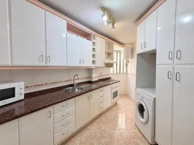 Céntrico piso en Almería — 7