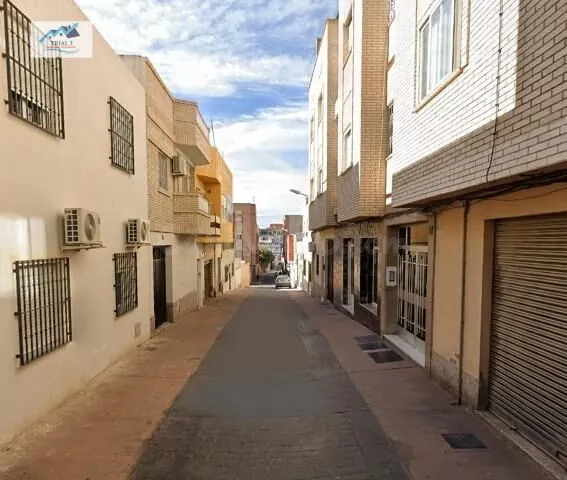 Venta piso en Almería