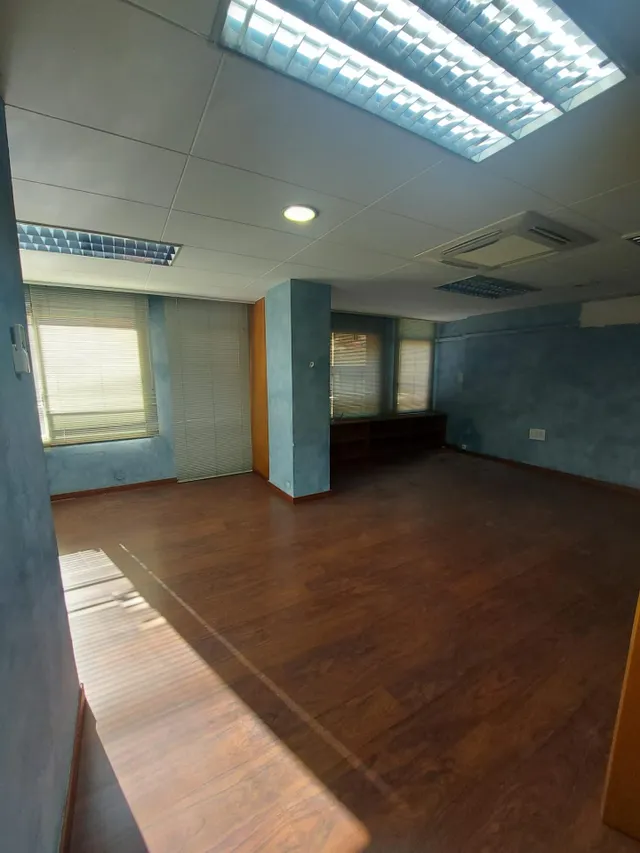 SE VENDE LOCAL DE OFICINAS EN EL CENTRO DE MURCIA — 17
