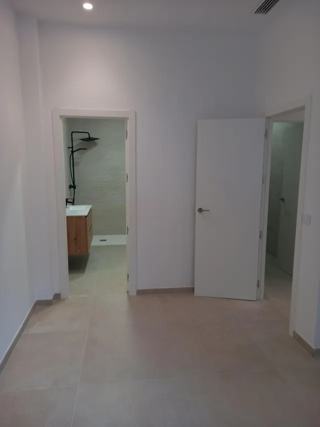 SE ALQUILA VIVIENDA — 10