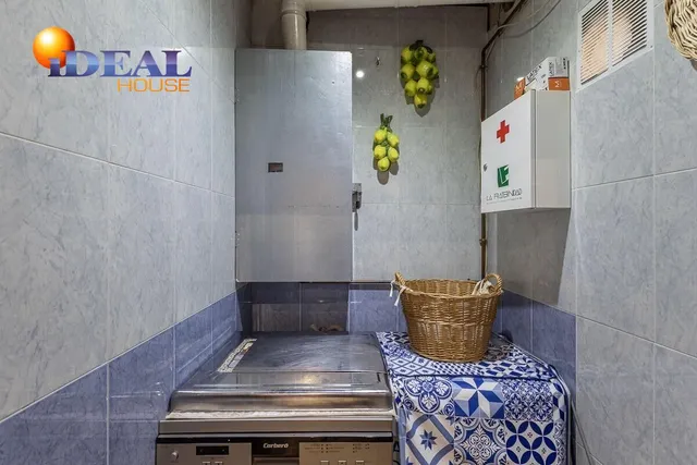 Chalet independiente con pozo propio y placas solares — 11
