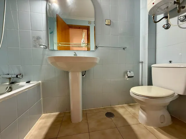 Apartamento con amplia terraza a solo 150 metros de la playa de villananitos – lo pagán — 17