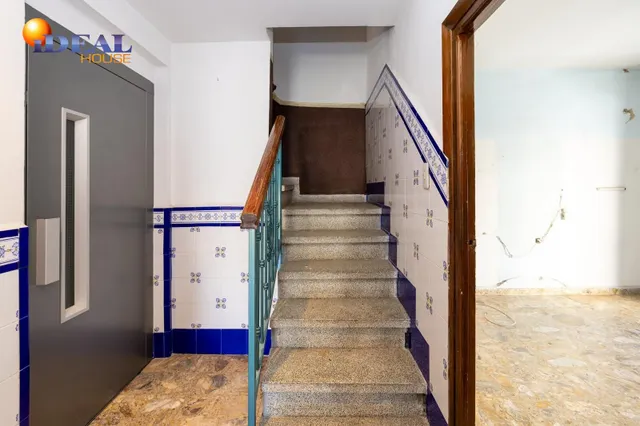 Edificio con gran potencial de desarrollo residencial en Zaidín – Granada — 38
