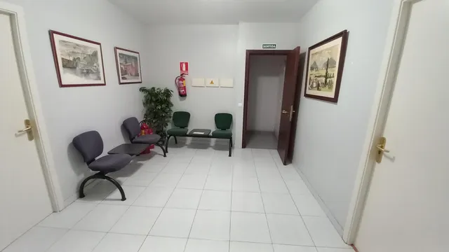 Despacho en el centro de Mataró, cerca de la Riera y del Ayuntamiento — 10