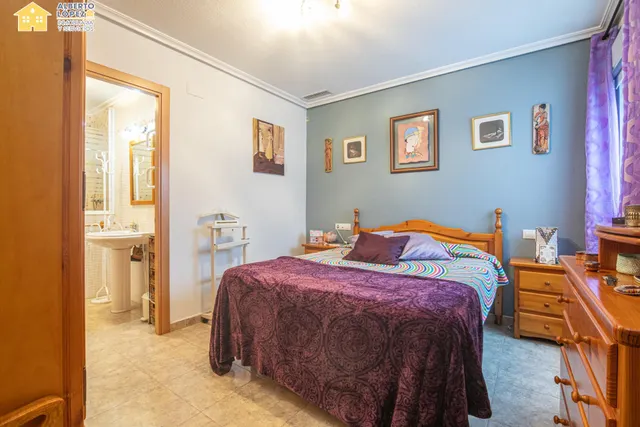 Vivienda con terraza , vistas despejadas, privacidad y orientación a medio día — 23