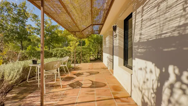 Hotel 13 habitaciones 999m² en venta - South of spain — 47