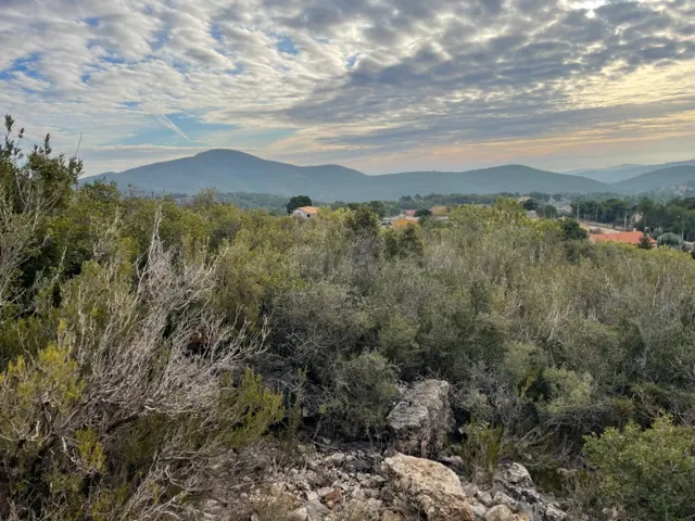 TERRENO EN MIRADOR DEL PENEDES - foto 2