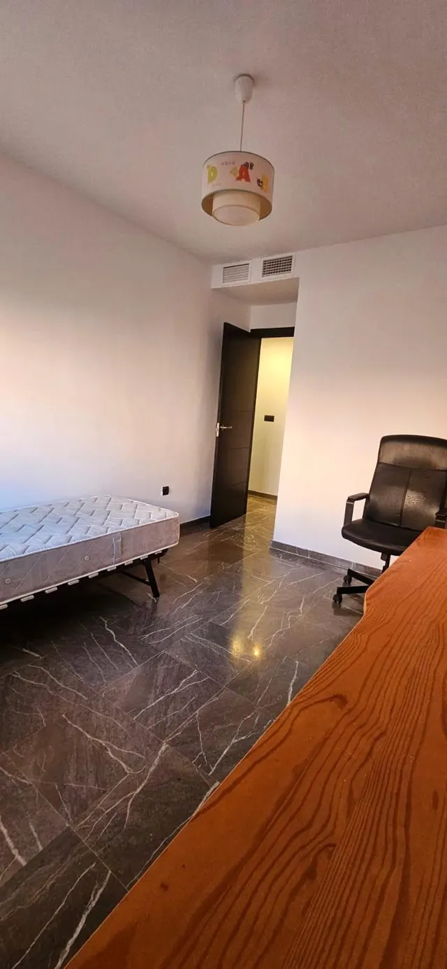 Casa en venta en Guillena con garaje, piscina comunitaria y gimnasio — 19
