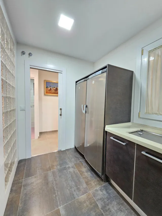EN ALQUILER FABULOSO PISO-ATICO DE 3 DORMITORIOS + 2 BAÑOS,EN ALMERIA CAPITAL, ZONA AVDA.MEDITERRANEO Y CARREFOUR — 30