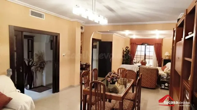 ESPECTACULAR CASA DE CONSTRUCCIÓN NUEVA EN CAÑERO – AMPLITUD - foto 2