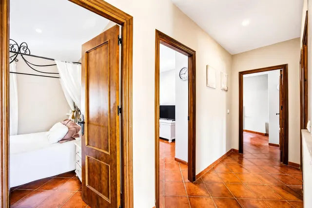 Chalet ideal para vivir todo el año, en la entrada de Chiclana. — 44