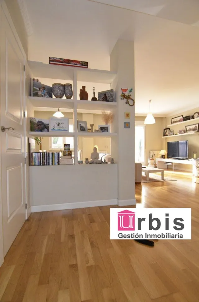 Urbis te ofrece un maravilloso chalet en venta en zona La Valmuza, Doñinos de Salamanca, Salamanca. — 8