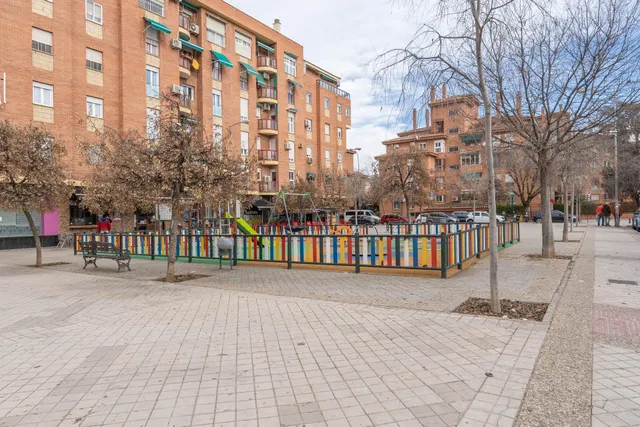 Local Comercial en Venta en Granada - Palacio de Deportes — 25