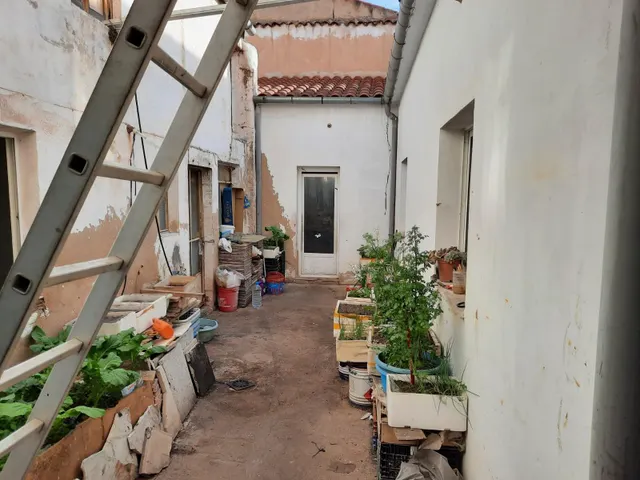 VIVIENDA EL PRIMERA PLANTA CON LOCAL INDEPENDIENTE EN PLANTA BAJA — 10
