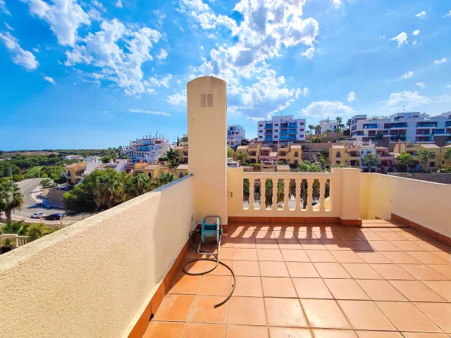 Villa 3 habitaciones 110m² en venta - Villamartín-Las Filipinas — 28