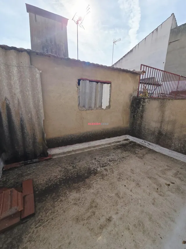 PISO EN PEDROCHE — 8