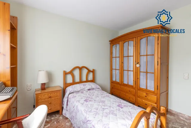 Vivienda Exclusiva en Urbanización Viñas del Rey – Otura — 39