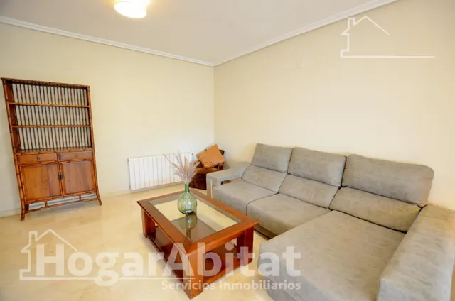 EN RESIDENCIAL CON PISCINA Y GARAJE CERCA DEL MAR — 29