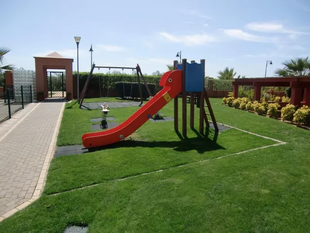 APARTAMENTO EN URBANIZACIÓN PALMERAS CON VISTAS AL MAR — 6