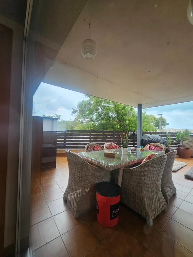 EXCLUSIVA PLANTA BAJA CON JARDIN Y PISCINA — 26