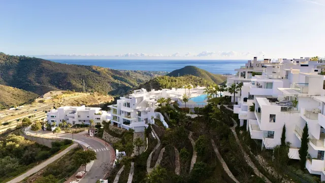 Apartamento 3 habitaciones 153m² en venta - Ojen pueblo