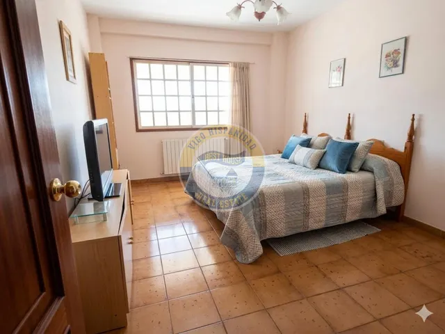 CASA DE 8 DORMITORIOS CON FINCA EN EL ENTORNO DE SAN COSME — 9