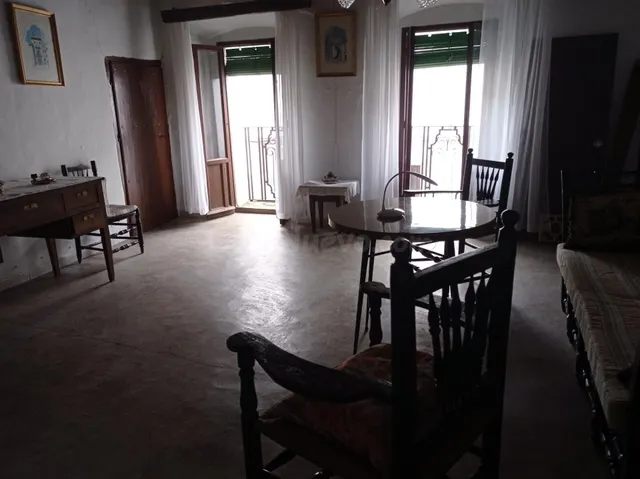 Se vende casa de dos plantas en Ceclavín, Cáceres - foto 3