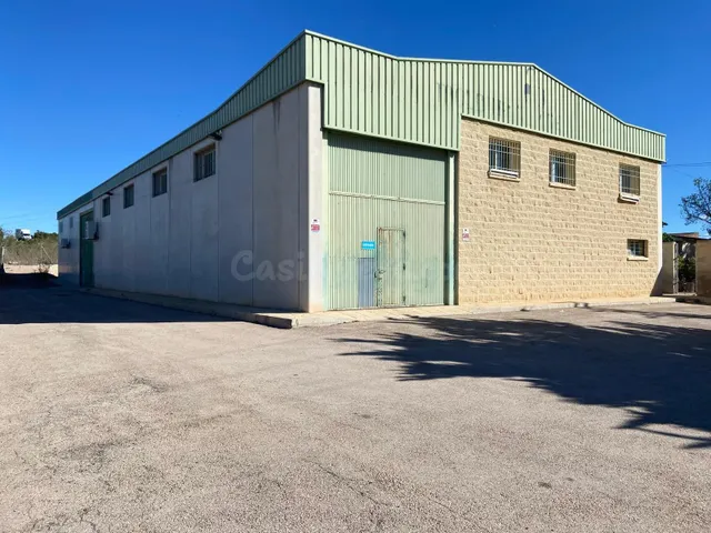 NAVE INDUSTRIAL EN CABEZO DE TORRES