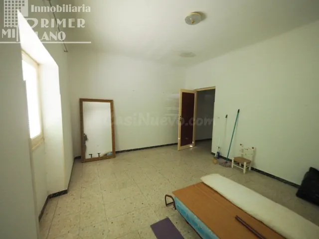 Casa en pleno centro de Argamasilla, para reformar o como so - foto 5