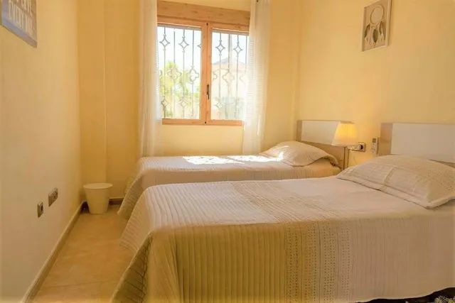 Villa 3 habitaciones en venta - Las Filipinas — 25