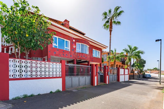 VILLA EXCLUSIVA EL SAUZAL