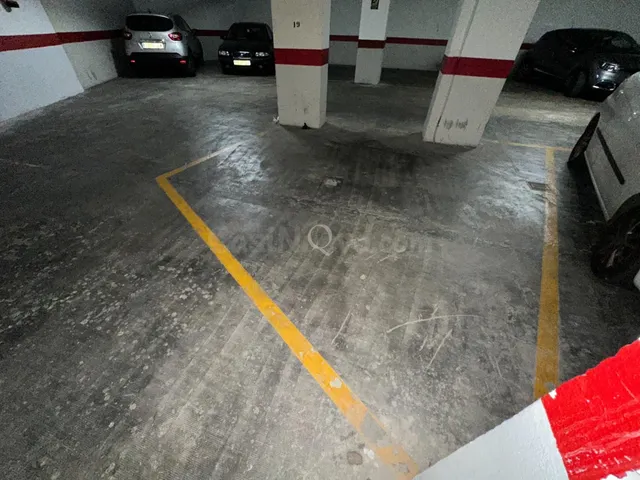GARAJE SUBTERRANEO EN PLENO CENTRO DE ALICANTE - foto 4