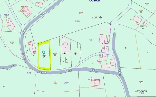 Solar muy próximo al centro de A Laracha — 12