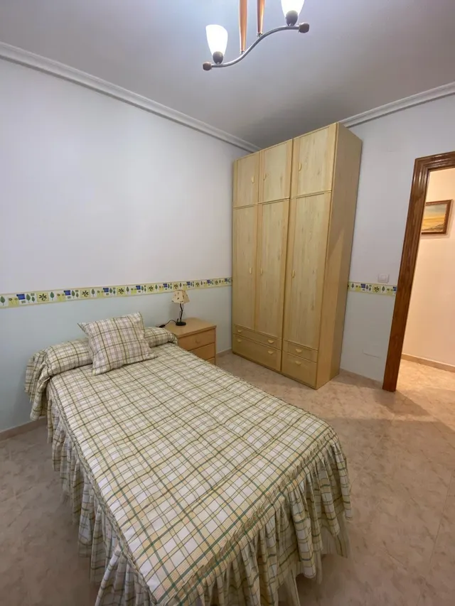 PISAZO DE 4 DORMITORIOS EN EL ALGAR — 18