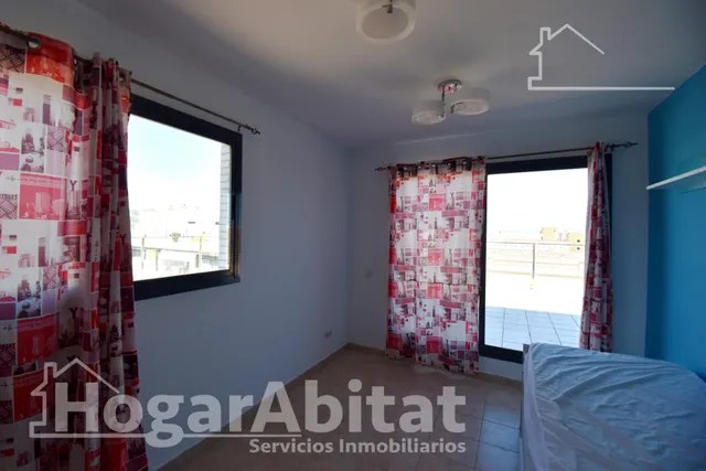 ¡VISTAS AL MAR! MAGNIFICO ÁTICO CON DOS TERRAZAS, PISCINA Y GARAJE — 35