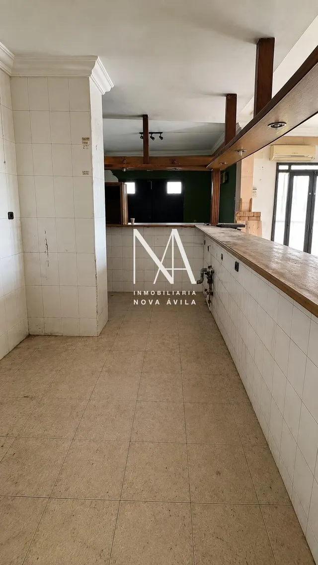LOCAL ZONA  EL FIGUERAL — 11
