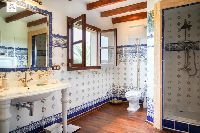 Finca rústica con espectacular casa con piscina y jardín mediterráneo en Consell, mallorca. — 23