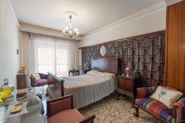 Amplia vivienda en pleno centro de Granada — 14