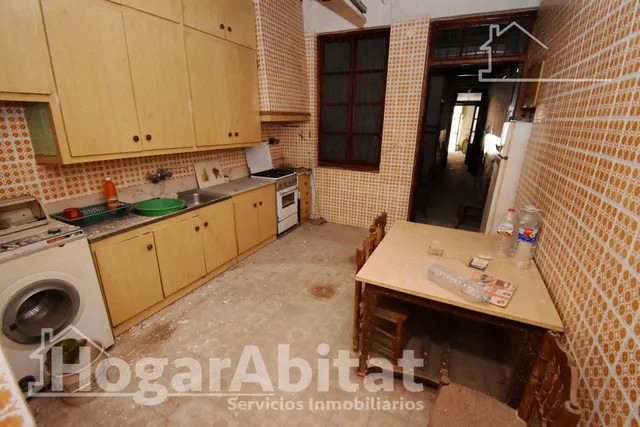 AMPLIA CASA CON 2 TERRAZAS CERCA DEL CENTRO — 6