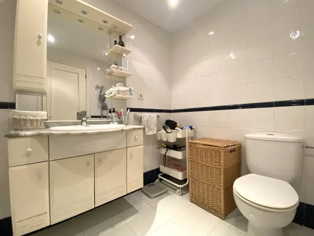 Espectacular piso de 4 habitaciones en el centro de Vinaròs, a 270m del mar. — 17