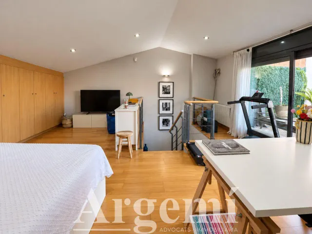 Casa adosada en venta en Montcada i Reixac — 21