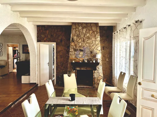 Magnifica villa en primera línea del mar en Orihuela Costa — 13