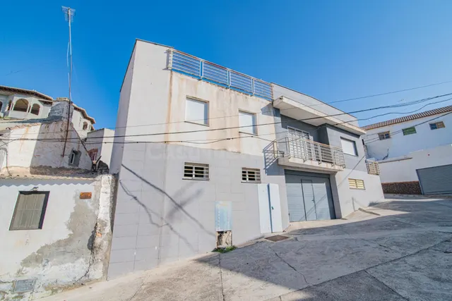EDIFICIO EN VENTA EN MORALEDA DE ZAFAYONA - foto 4