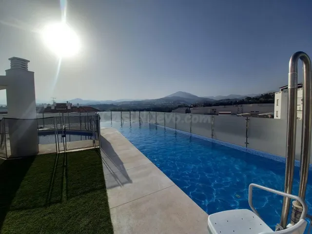 SEMINUEVO APARTAMENTO EN LA URBANIZACIÓN GUADAIZA