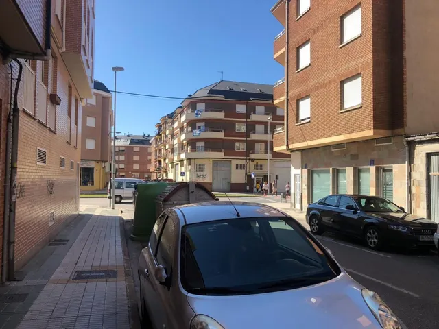 LOCAL COMERCIAL EL ZONA ALTA DE PONFERRADA — 5