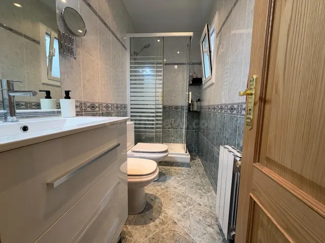 Último piso de 4 dormitorios con balcón — 3